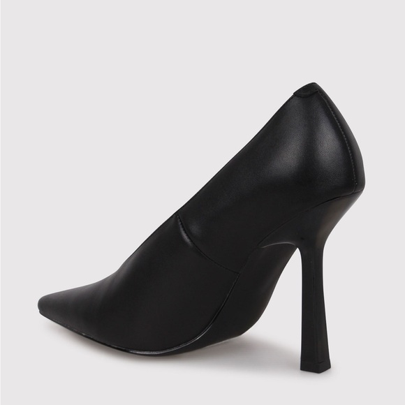Steve Madden Sedona Pump in black leather - Picture 4 of 10